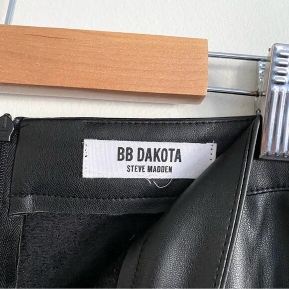 BB Dakota Brucie Faux Leather Mini Skirt in Black - Picture 5 of 5